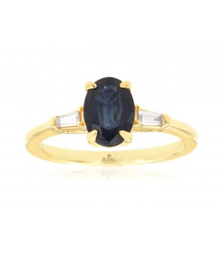 14K Gold Oval Sapphire & Baguette Diamond Ring